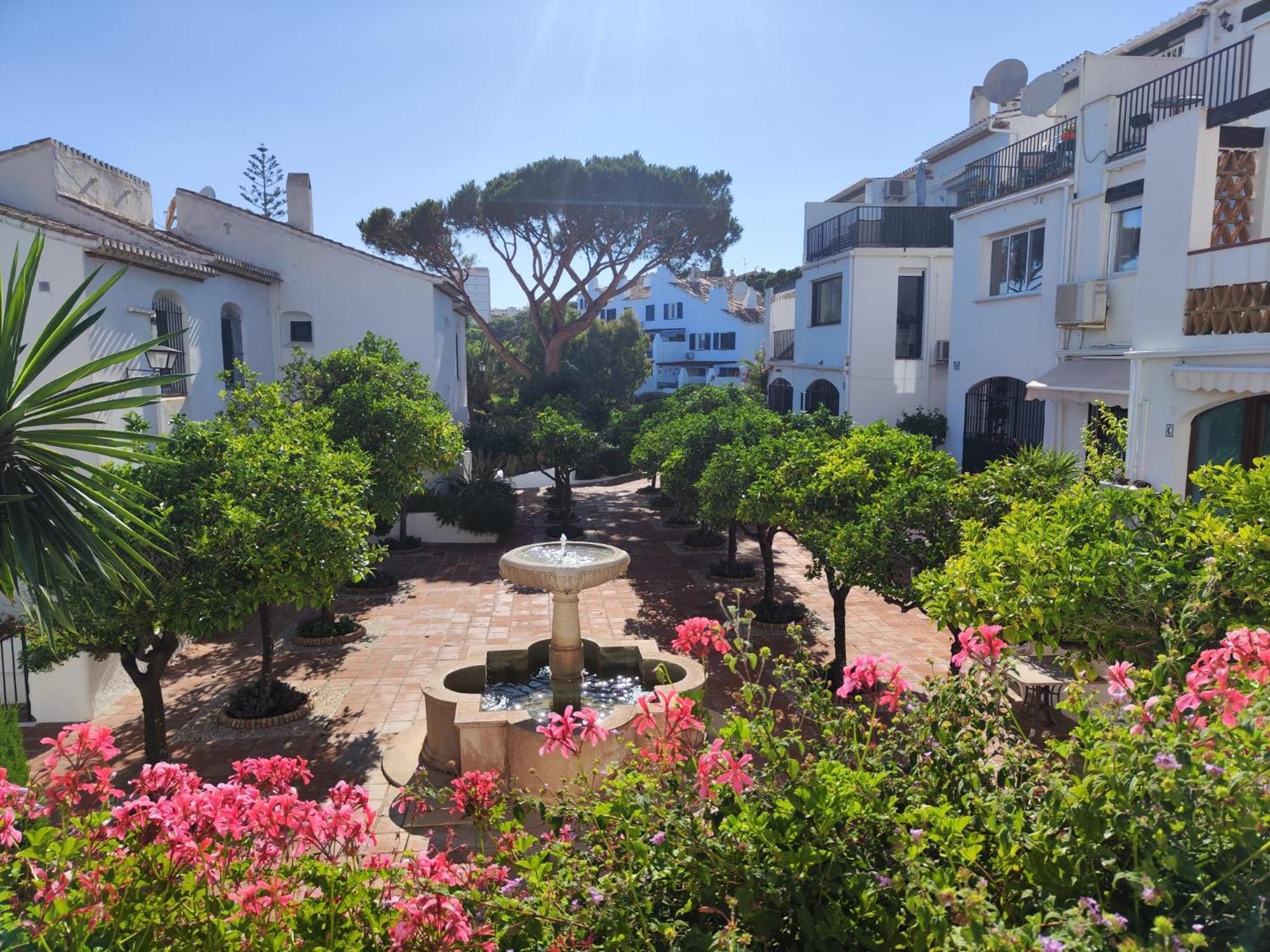 Dona Lola , Luminoso Apartamento Calahonda, Mijas Sitio de Calahonda Екстериор снимка